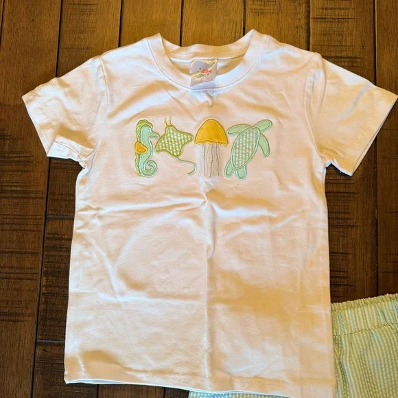 Stitchy Fish Seal Pals White and Green Matching Set - Picture 2 of 3